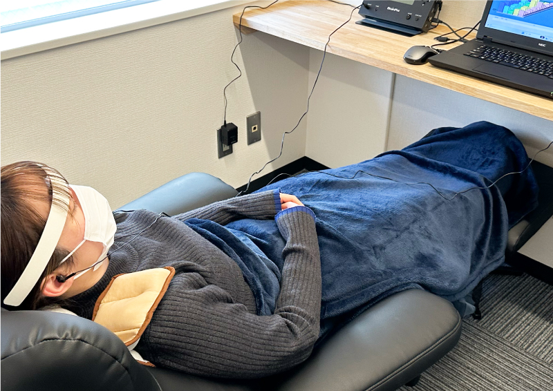 脳波測定の様子 ココトレ